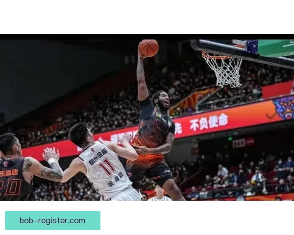 CBA上海逆袭山西终结对手连胜古德温31分7篮板强势回归破旧主防线