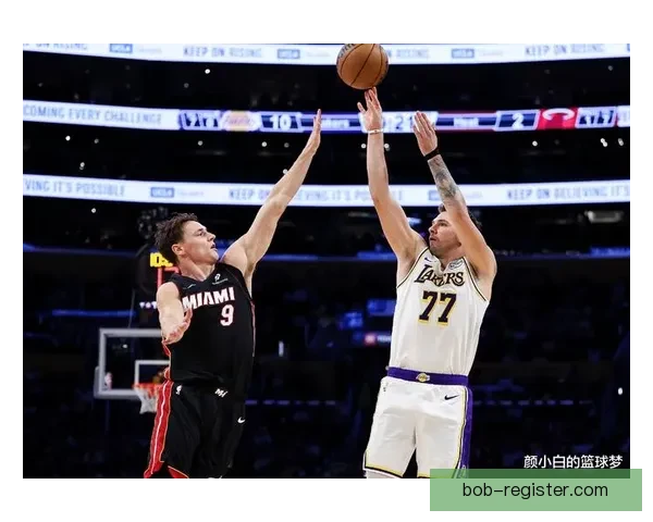 海斯20分钟8中8狂砍26分赛后直言东契奇别再领罚牌